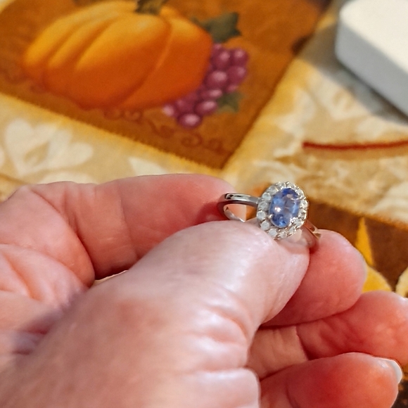 🌹Tanzanite and Natural White Zircon Halo Ring - Picture 8 of 8